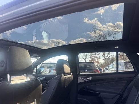 Used 2025 Volkswagen ID.4 Pro S image 21