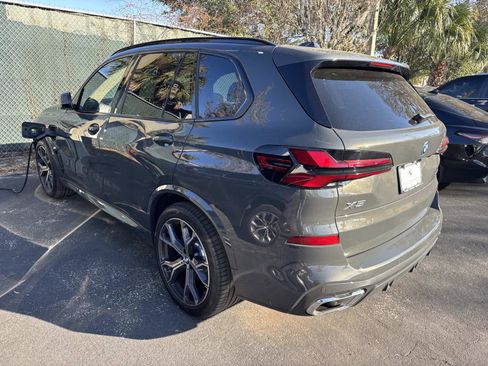 Certified 2026 BMW X5 xDrive50e w/ M Sport Package image 3
