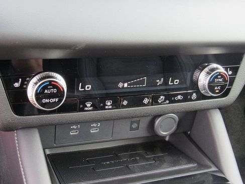 New 2026 Mitsubishi Outlander SE FWD image 18