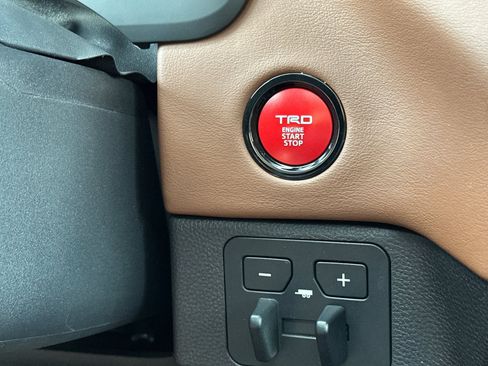 Used 2025 Toyota Tundra 1794 Edition w/ TRD Off-Road Package AWD/4WD image 21