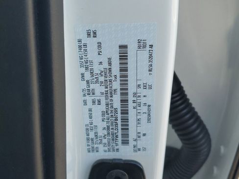 Certified 2025 Ford F150 Platinum AWD/4WD image 32
