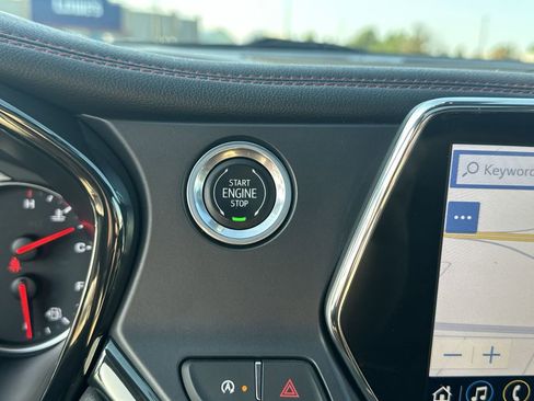 Certified 2021 Chevrolet Blazer RS w/ Enhanced Convenience Package image 18