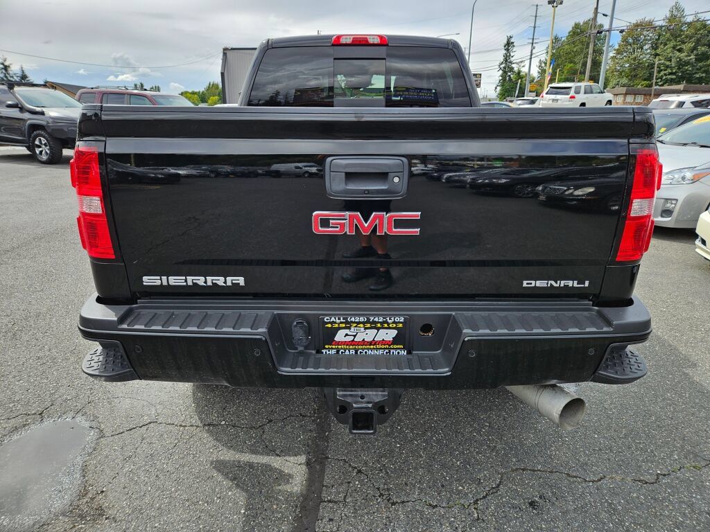 Used 2018 GMC Sierra 3500 Denali w/ Duramax Plus Package AWD/4WD image 5