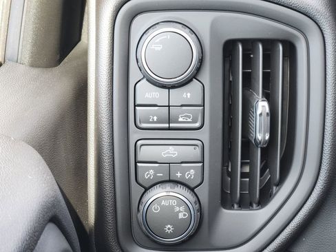 New 2026 Chevrolet Silverado 1500 Custom image 25