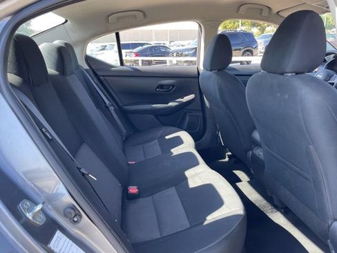 Used 2024 Nissan Sentra SV FWD image 27