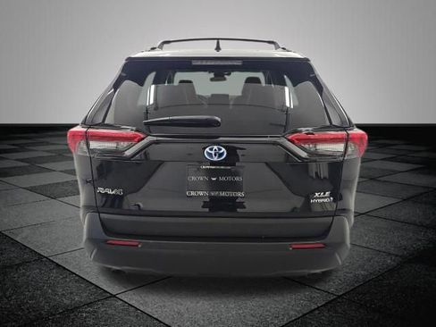 Certified 2023 Toyota RAV4 XLE Premium AWD/4WD image 5
