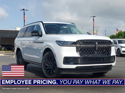 New 2026 Lincoln Navigator Reserve w/ Jet Appearance Package