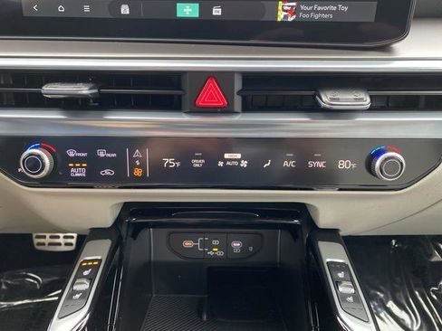 New 2026 Kia Sorento SX Prestige AWD/4WD image 24