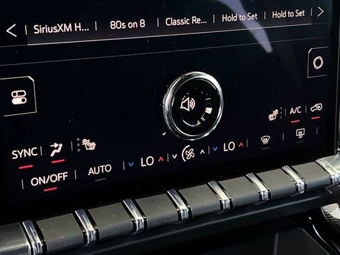 New 2026 GMC Yukon Elevation AWD/4WD image 21
