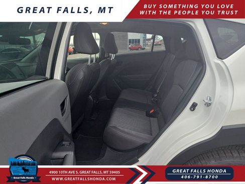 Used 2024 Subaru Crosstrek 2.0i Premium image 13