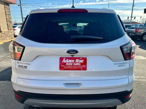 Used 2018 Ford Escape Titanium w/ Ford Safe & Smart Package image 6