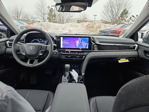 New 2026 Toyota Camry Hybrid AWD/4WD image 7