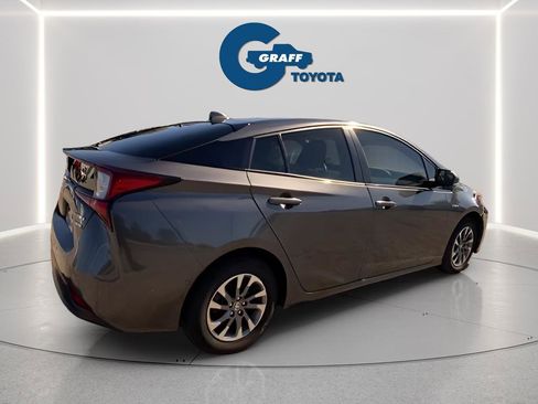 Used 2019 Toyota Prius Limited w/ Premium Convenience Package FWD image 5