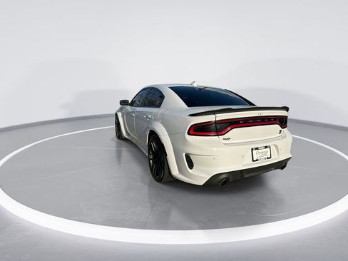 Used 2020 Dodge Charger Scat Pack image 6