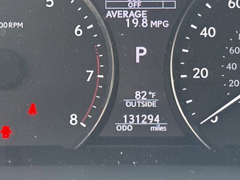 Used 2013 Lexus LS 460 AWD w/ Comfort Pkg image 22