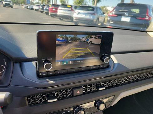 Used 2023 Honda Accord EX image 29
