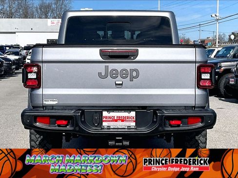 Used 2020 Jeep Gladiator Rubicon image 4