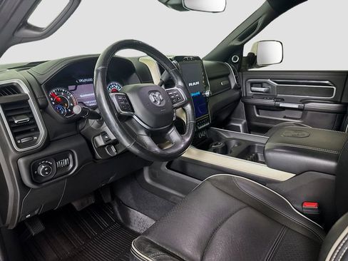 Used 2019 RAM 3500 Laramie image 10