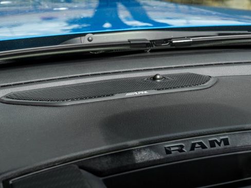 Used 2023 RAM 1500 Big Horn AWD/4WD image 34