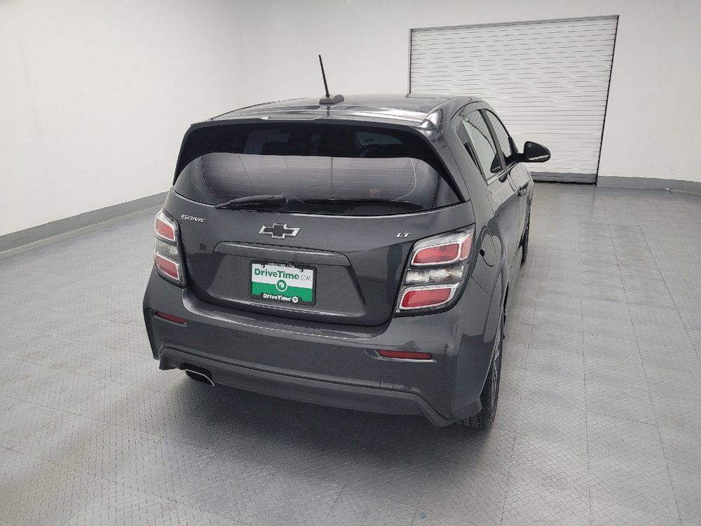 Used 2018 Chevrolet Sonic LT w/ Convenience Package FWD image 7