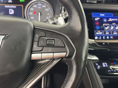 Used 2023 Cadillac XT6 Sport w/ Technology Package AWD/4WD image 34