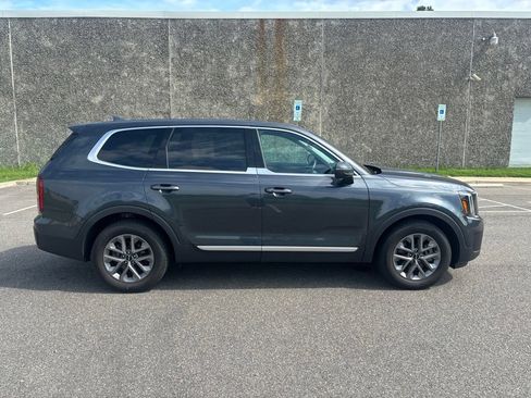 Used 2023 Kia Telluride LX AWD/4WD image 8