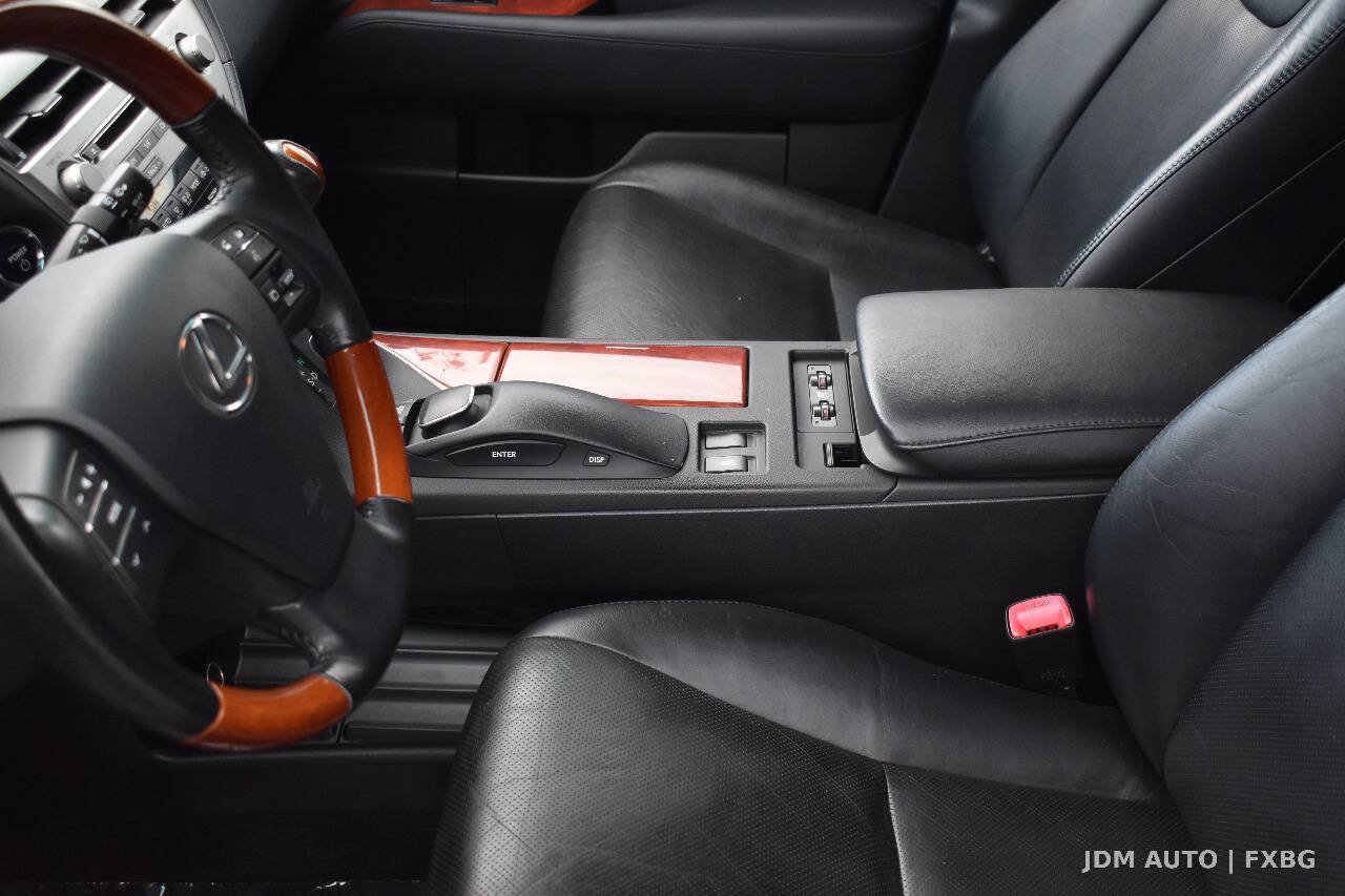 Used 2011 Lexus RX 450h AWD w/ Premium Pkg image 27