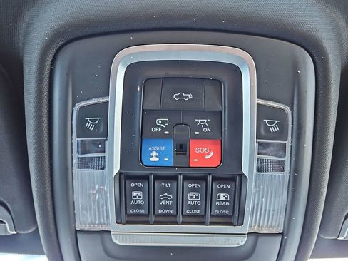 Used 2022 RAM 1500 Laramie image 22