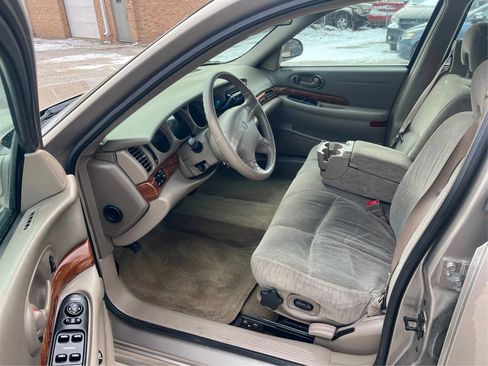 Used 2002 Buick Le Sabre Custom image 10