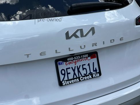 Certified 2023 Kia Telluride EX w/ EX Captain's Chair Package FWD image 29