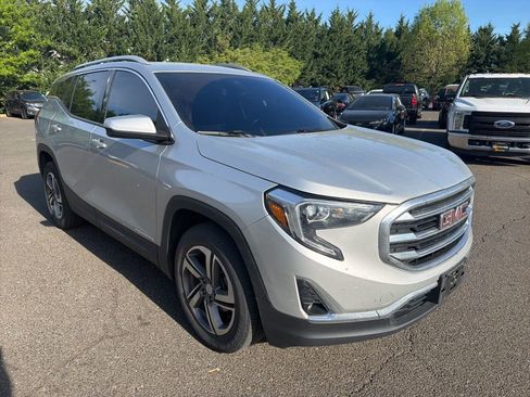 Used 2021 GMC Terrain SLT image 7