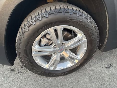 Used 2020 GMC Terrain SLE w/ Driver Convenience Package image 38