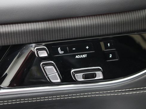 Used 2024 Jeep Grand Wagoneer Series II Obsidian w/ Quick Order Packagew 28T AWD/4WD image 6