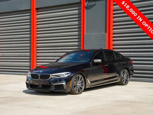 Used 2018 BMW M550i xDrive image 1