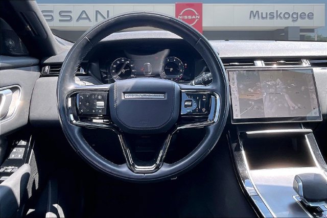 Used 2025 Land Rover Range Rover Velar Dynamic SE AWD/4WD image 8