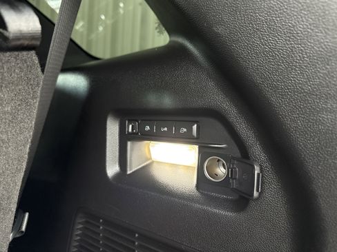 Used 2020 Ford Explorer ST w/ ST High-Performance Pack image 16