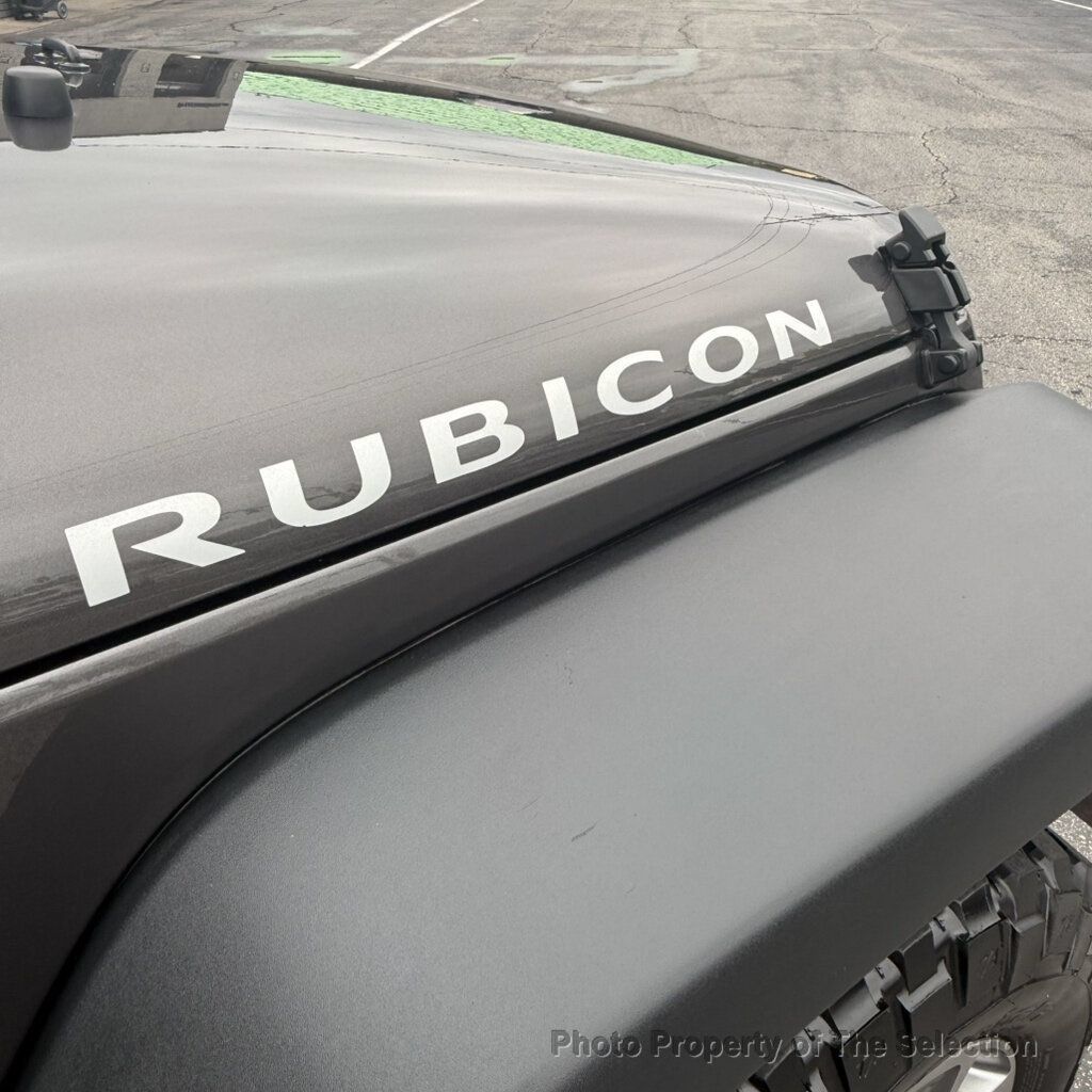 Used 2016 Jeep Wrangler Unlimited Rubicon w/ Connectivity Group AWD/4WD image 19