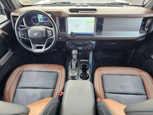 Used 2023 Ford Bronco Outer Banks image 10