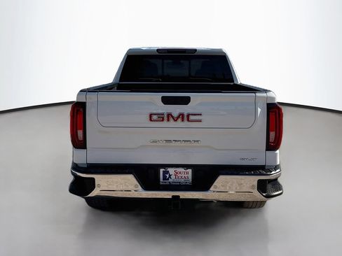Used 2025 GMC Sierra 1500 SLT AWD/4WD image 7