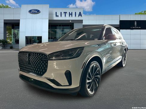 New 2026 Lincoln Aviator Reserve image 1
