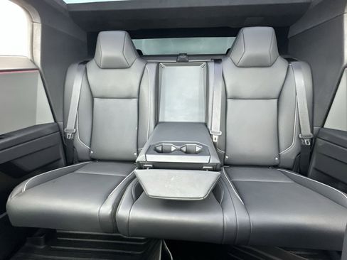 Used 2024 Tesla Cybertruck AWD Crew Cab image 5