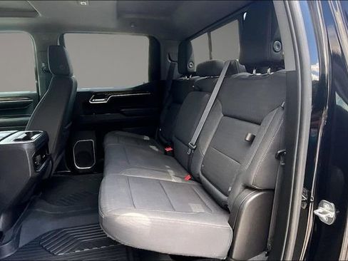 Used 2022 Chevrolet Silverado 1500 LT Trail Boss w/ Convenience Package II AWD/4WD image 25