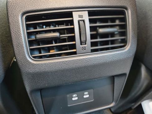 New 2026 Nissan Rogue SV FWD image 28