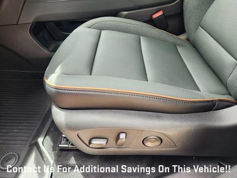 New 2026 GMC Acadia AT4 w/ Luxury Package AWD/4WD image 18