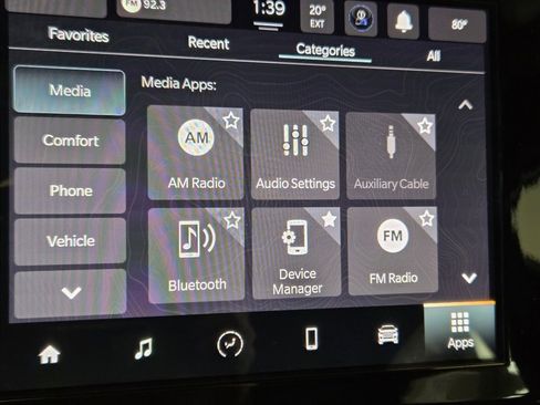 Used 2025 Jeep Grand Cherokee Laredo X image 48