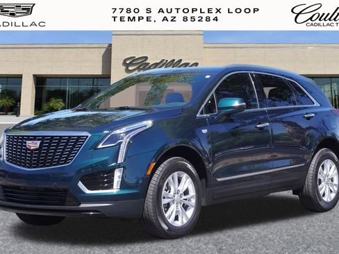Certified 2025 Cadillac XT5 Luxury FWD image 1