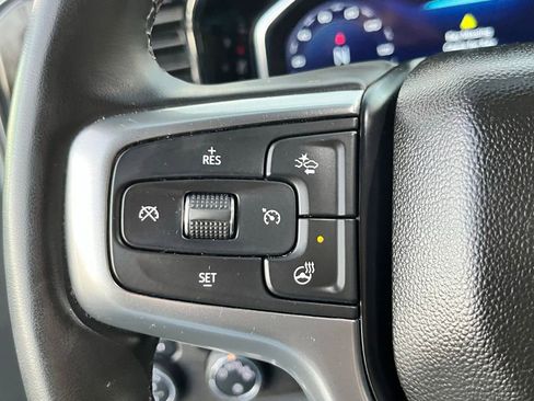 Used 2025 Chevrolet Silverado 1500 LT image 13
