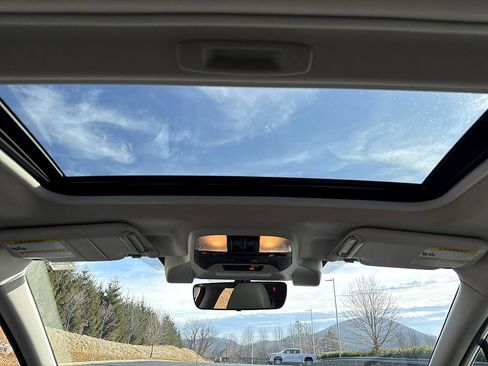 Used 2023 Subaru Crosstrek 2.5i Sport image 17