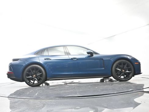 Certified 2026 Porsche Panamera RWD image 53