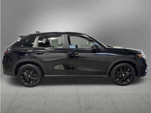 Certified 2025 Honda HR-V Sport image 7